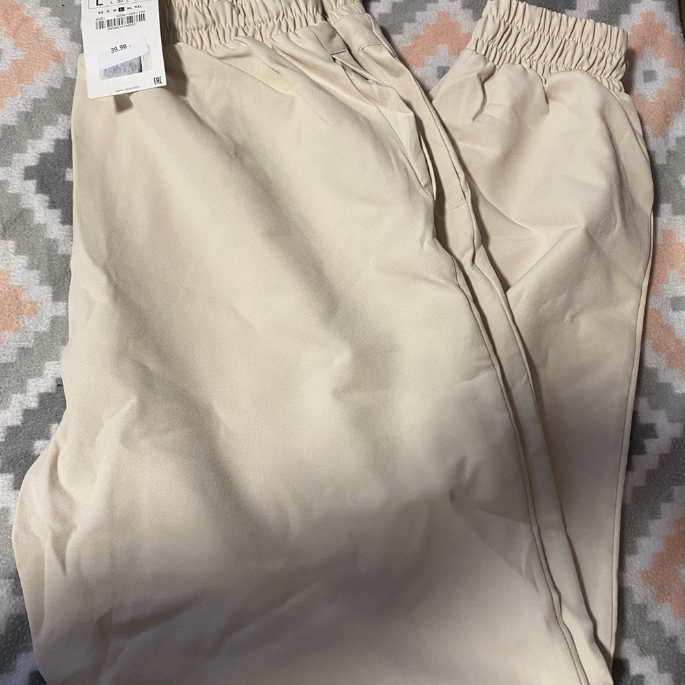 Ladies pants